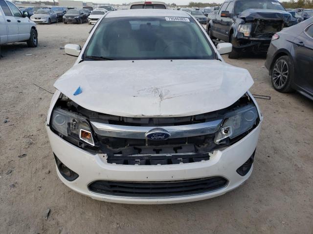 3FAHP0HA6AR354219 - 2010 FORD FUSION SE WHITE photo 5