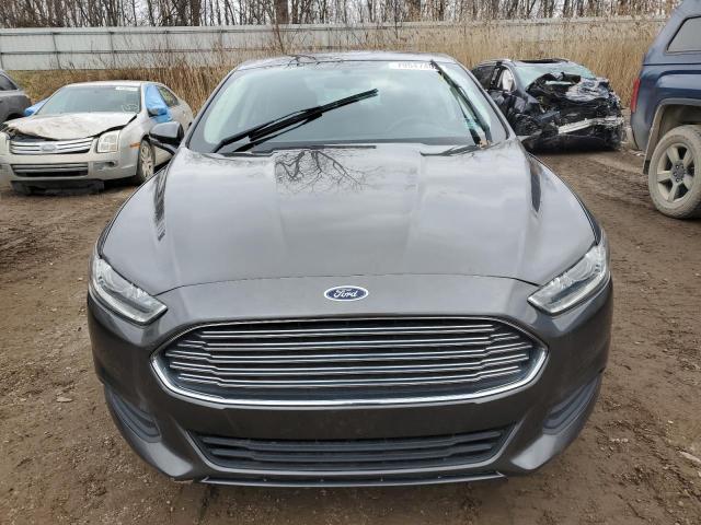 3FA6P0H70GR213358 - 2016 FORD FUSION SE GRAY photo 5