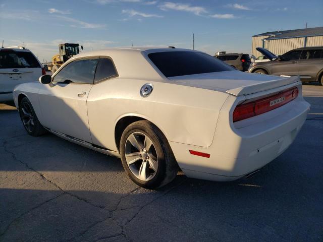 2C3CDYBT9DH724704 - 2013 DODGE CHALLENGER R/T WHITE photo 2