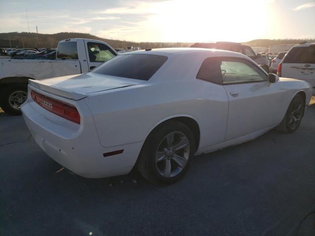 2C3CDYBT9DH724704 - 2013 DODGE CHALLENGER R/T WHITE photo 3