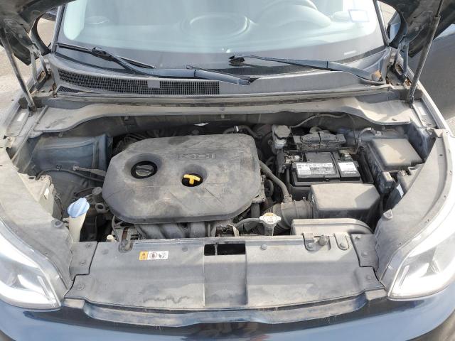 KNDJP3A55J7599305 - 2018 KIA SOUL + BLUE photo 12