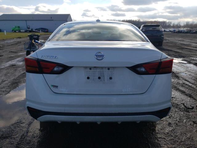 1N4BL4BV6LC182568 - 2020 NISSAN ALTIMA S WHITE photo 6