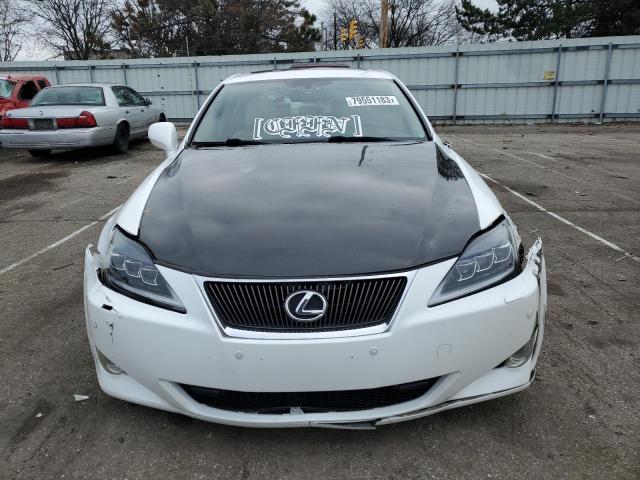 JTHCK262785025423 - 2008 LEXUS IS 250 WHITE photo 5