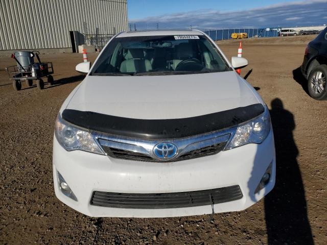 4T1BD1FK9CU031560 - 2012 TOYOTA CAMRY HYBRID WHITE photo 5