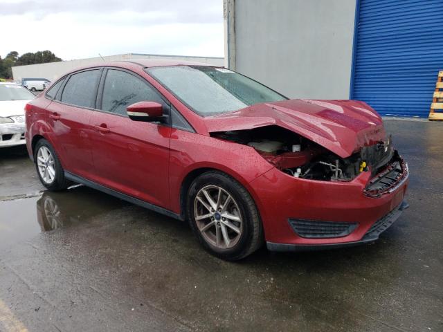 1FADP3F20FL299722 - 2015 FORD FOCUS SE RED photo 4