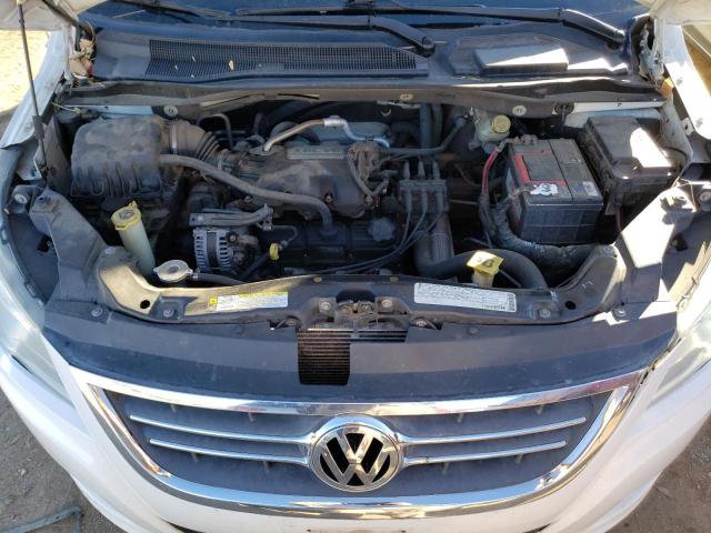 2V8HW34159R543762 - 2009 VOLKSWAGEN ROUTAN SE WHITE photo 11