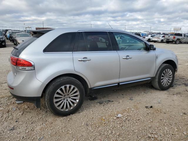 2LMDJ6JK7BBJ18405 - 2011 LINCOLN MKX SILVER photo 3