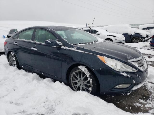 5NPEC4AC2CH364554 - 2012 HYUNDAI SONATA SE BLUE photo 4