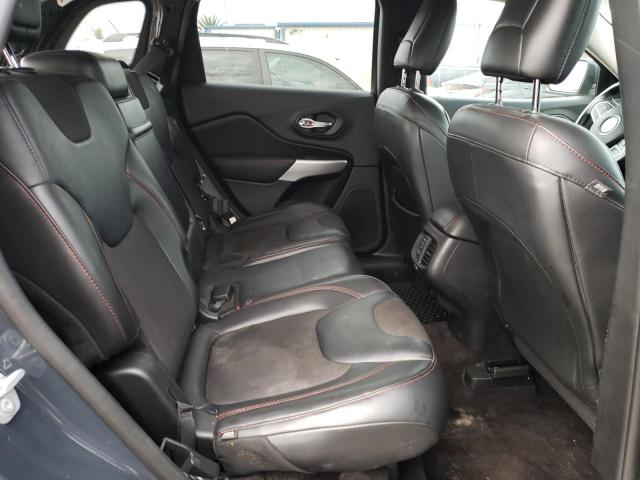 1C4PJMBSXHW588032 - 2017 JEEP CHEROKEE TRAILHAWK ნაცრისფერი ფოტო 11