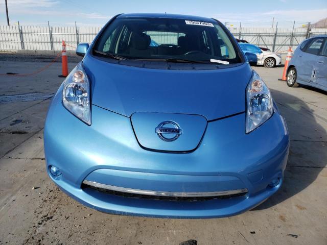 1N4AZ0CP2EC338630 - 2014 NISSAN LEAF S BLUE photo 5