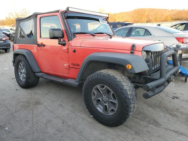 1C4AJWAG5DL664900 - 2013 JEEP WRANGLER SPORT RED photo 4