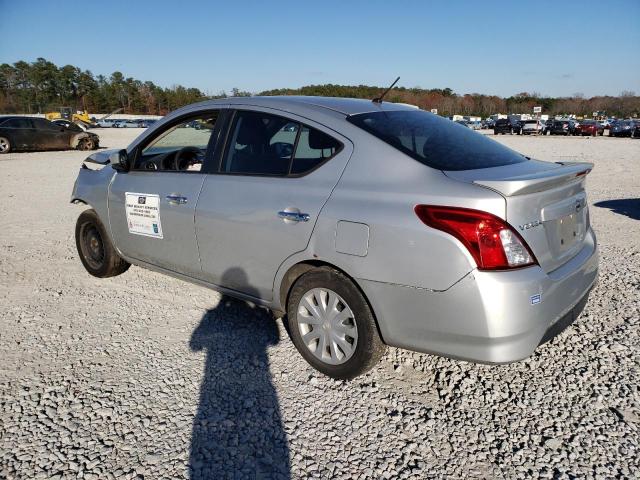 3N1CN7AP9HK431205 - 2017 NISSAN VERSA S SILVER photo 2