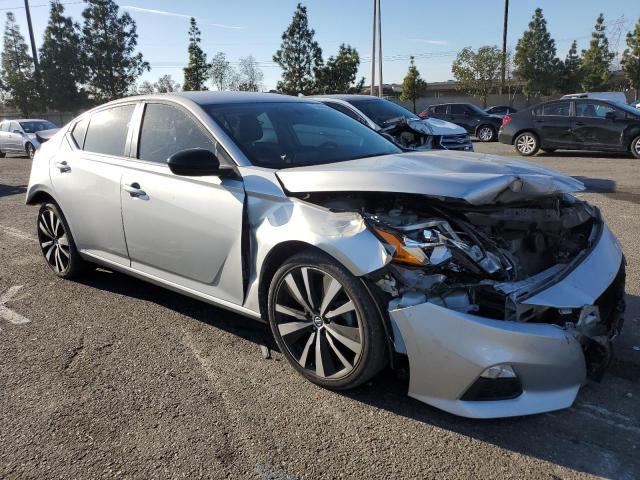 1N4BL4CV9KC114603 - 2019 NISSAN ALTIMA SR SILVER photo 4