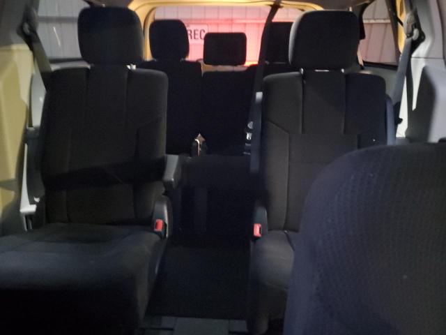 2C4RC1BGXCR176059 - 2012 CHRYSLER TOWN & COU TOURING WHITE photo 10