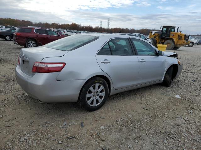 4T1BK46K28U071767 - 2008 TOYOTA CAMRY LE SILVER photo 3