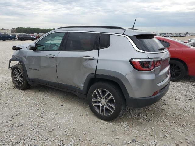 3C4NJCBB8JT108695 - 2018 JEEP COMPASS LATITUDE SILVER photo 2