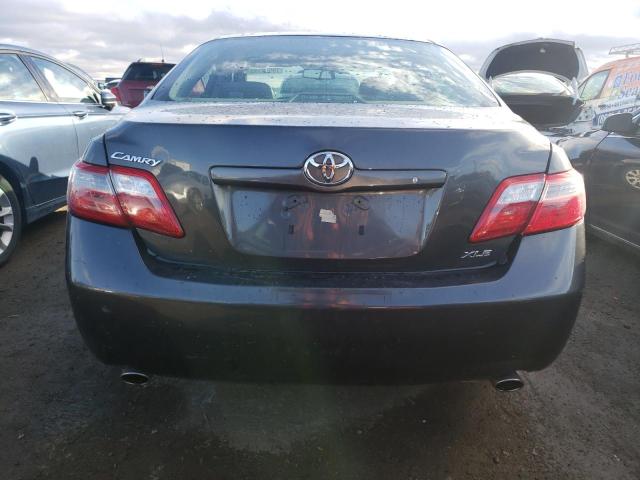 4T1BK46K98U065853 - 2008 TOYOTA CAMRY LE GRAY photo 6