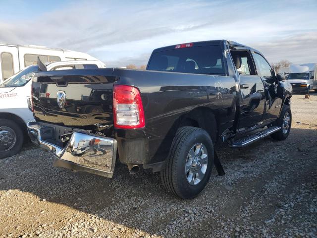 3C63R3DL1PG623004 - 2023 RAM 3500 BIG HORN BLACK photo 4