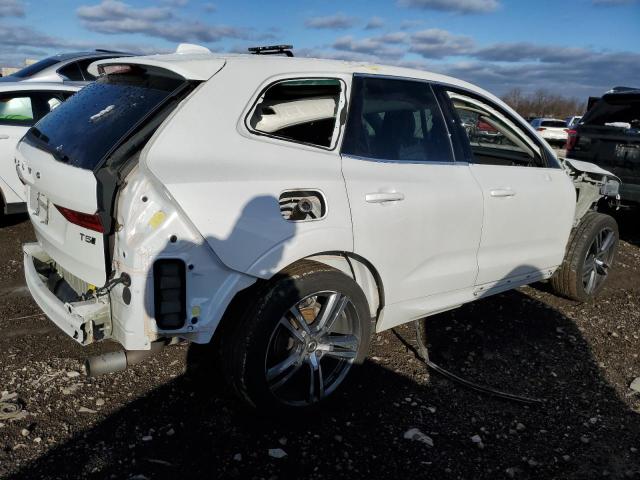 LYV102RK1KB298262 - 2019 VOLVO XC60 T5 WHITE photo 3