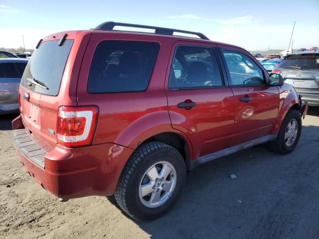 1FMCU0DG8CKC18054 - 2012 FORD ESCAPE XLT MAROON photo 3