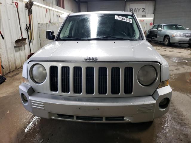 1J8FT48W08D694543 - 2008 JEEP PATRIOT LIMITED SILVER photo 5