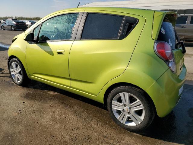 KL8CD6S98EC409717 - 2014 CHEVROLET SPARK 1LT GREEN photo 2