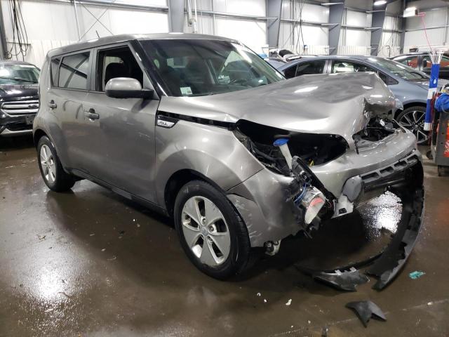 KNDJN2A26G7351577 - 2016 KIA SOUL GRAY photo 4