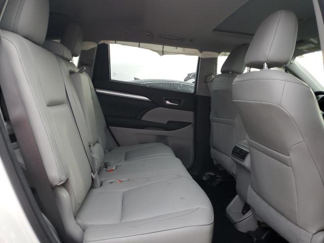 5TDKKRFHXFS042749 - 2015 TOYOTA HIGHLANDER XLE WHITE photo 10