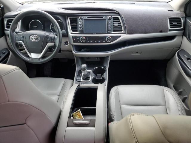 5TDKKRFHXFS042749 - 2015 TOYOTA HIGHLANDER XLE WHITE photo 8