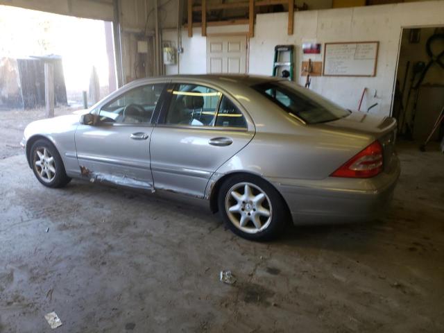 WDBRF64JX4F485308 - 2004 MERCEDES-BENZ C 320 SILVER photo 2