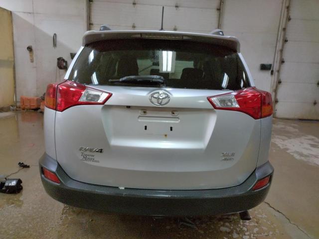 2T3RFREV6FW337551 - 2015 TOYOTA RAV4 XLE SILVER photo 6