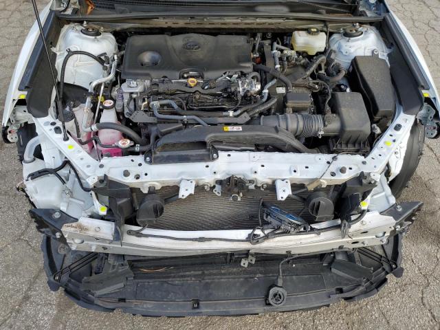 4T1F31AK7NU588885 - 2022 TOYOTA CAMRY XLE WHITE photo 11