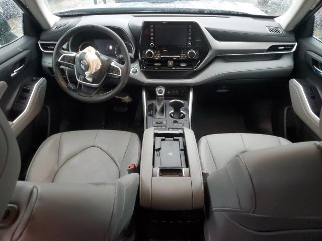 5TDHZRBH0NS251993 - 2022 TOYOTA HIGHLANDER XLE BLUE photo 8