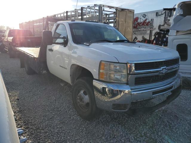 1GBJC34K97E548539 - 2007 CHEVROLET SILVERADO C3500 WHITE photo 4