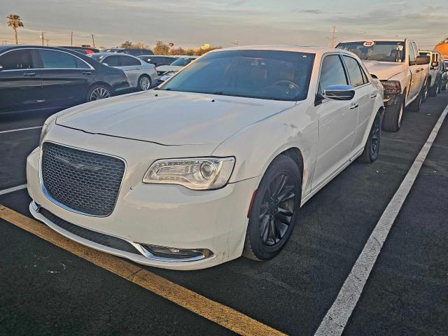 2017 CHRYSLER 300C, 