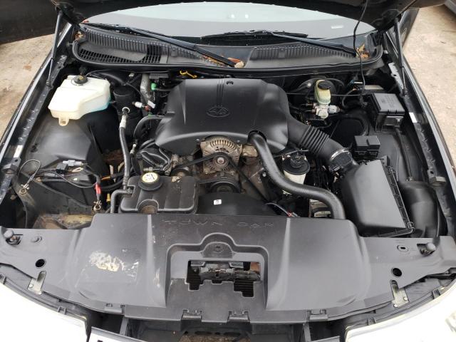 1LNHM81W51Y703455 - 2001 LINCOLN TOWN CAR EXECUTIVE BLACK photo 11