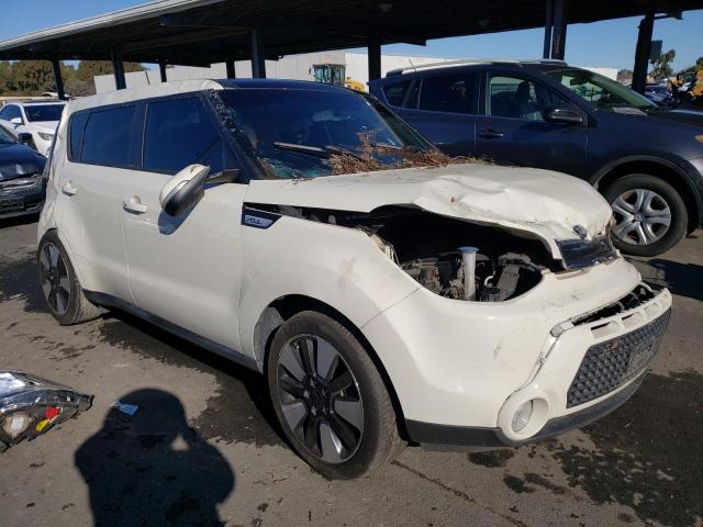 KNDJX3A59F7201052 - 2015 KIA SOUL ! WHITE photo 4