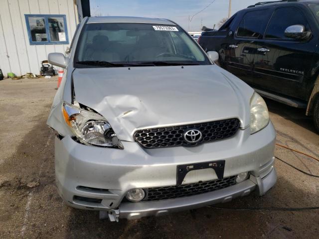 2T1KR32E34C317226 - 2004 TOYOTA COROLLA MA XR SILVER photo 5