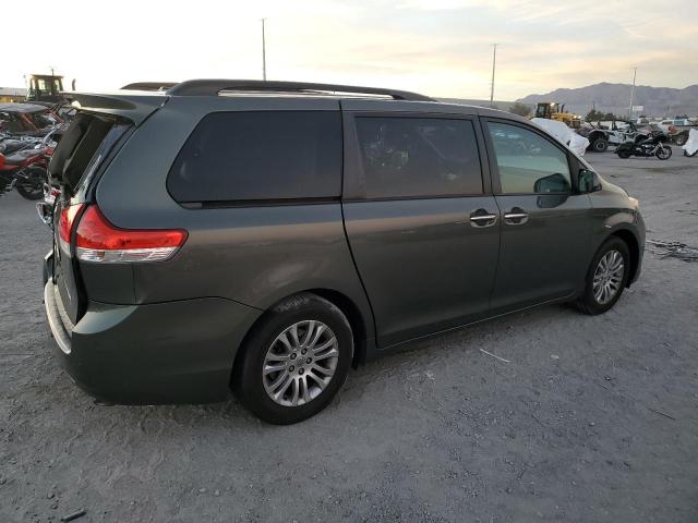 5TDYK3DC5BS097229 - 2011 TOYOTA SIENNA XLE GREEN photo 3