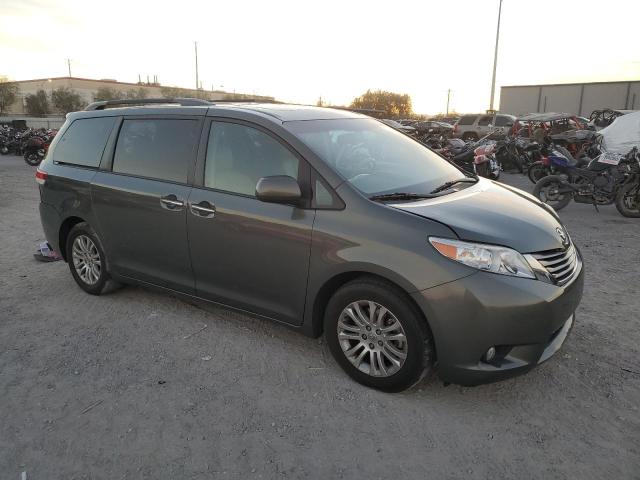 5TDYK3DC5BS097229 - 2011 TOYOTA SIENNA XLE GREEN photo 4