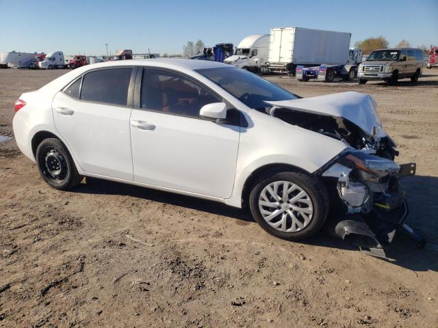 5YFBURHE4HP684506 - 2017 TOYOTA COROLLA L WHITE photo 4