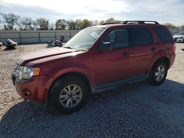 1FMCU0D79BKB53956 - 2011 FORD ESCAPE XLT RED photo 1