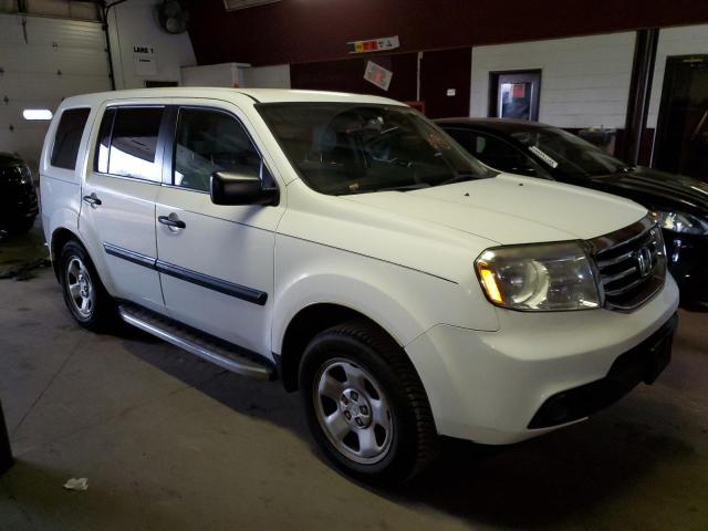 5FNYF4H29EB004796 - 2014 HONDA PILOT LX WHITE photo 4