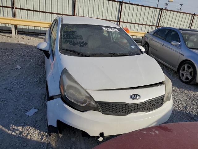 KNADM4A3XG6666678 - 2016 KIA RIO LX WHITE photo 5