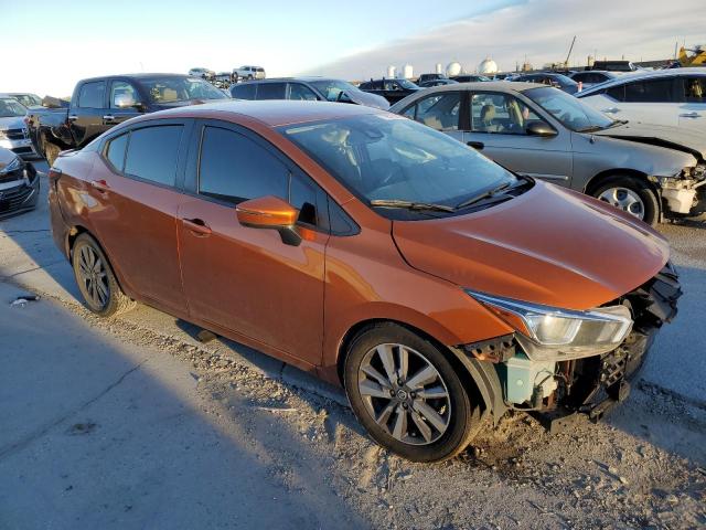 3N1CN8EV8LL809323 - 2020 NISSAN VERSA SV ORANGE photo 4