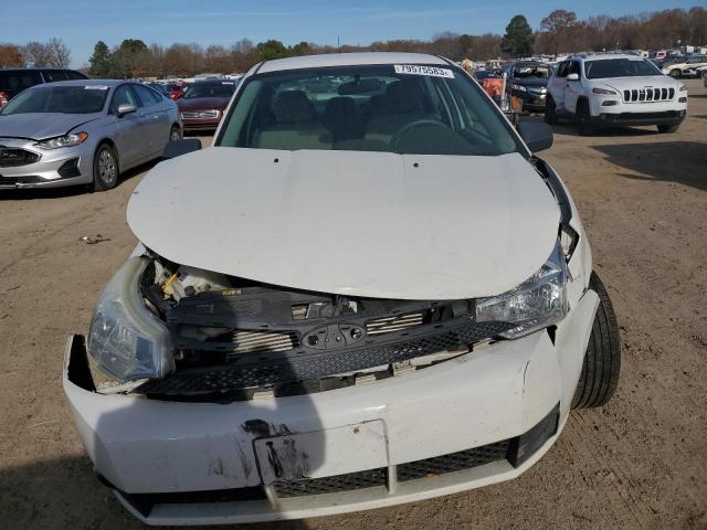 1FAHP34N99W190175 - 2009 FORD FOCUS S WHITE photo 5