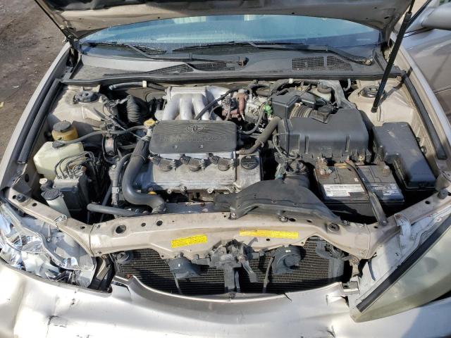 4T1BF30K22U018436 - 2002 TOYOTA CAMRY LE GOLD photo 11