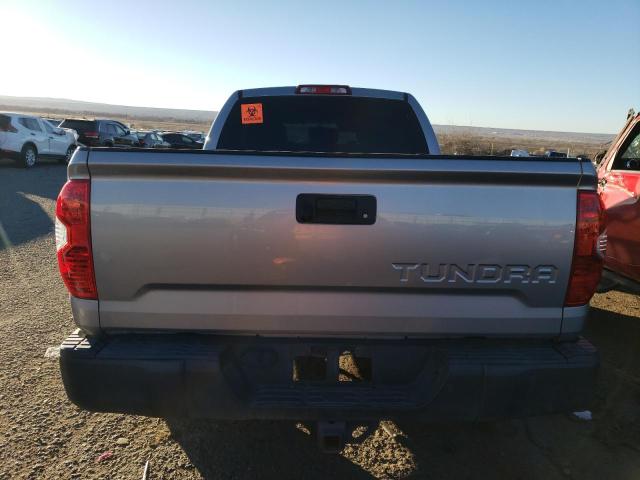 5TFRM5F1XEX070189 - 2014 TOYOTA TUNDRA DOUBLE CAB SR/SR5 SILVER photo 6