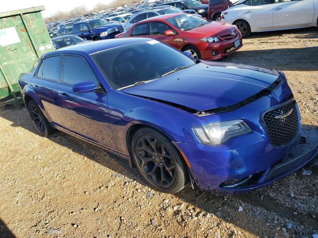 2C3CCABG1KH515399 - 2019 CHRYSLER 300 S BLUE photo 4