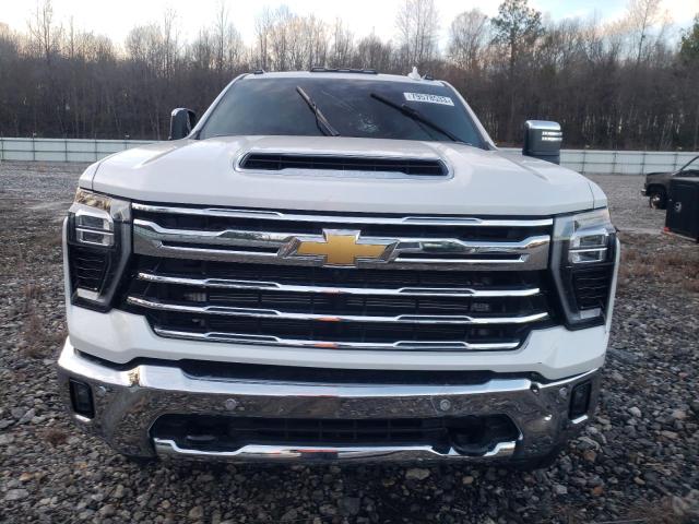 1GC4YPEY0RF139329 - 2024 CHEVROLET SILVERADO K2500 HEAVY DUTY LTZ WHITE photo 5